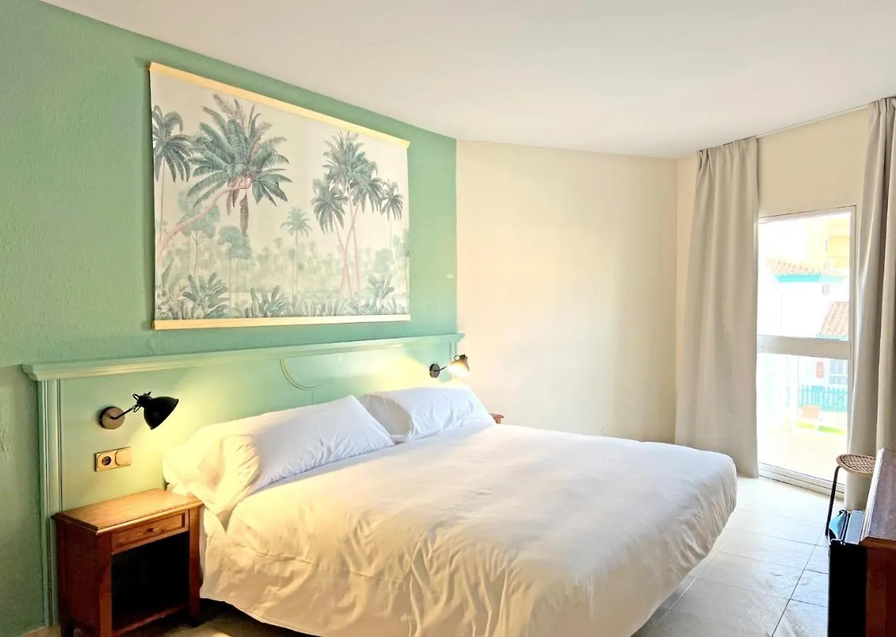 Hotel Moon Dreams Fuengirola 3*,